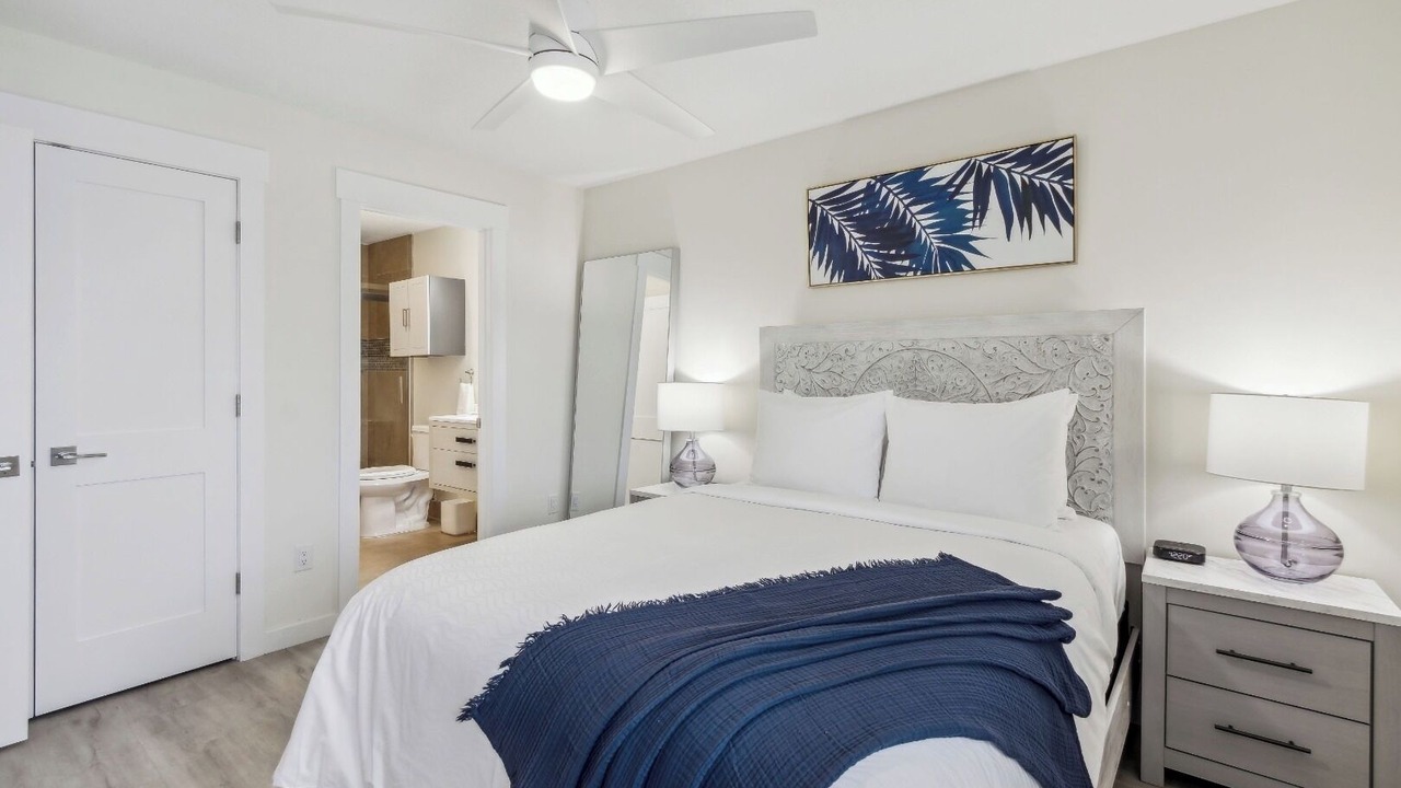 Photo of Bedroom in Neptune Beach