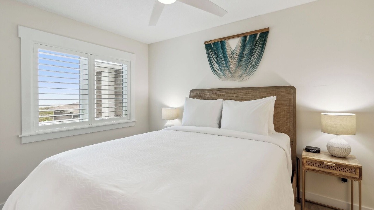 Photo of Bedroom in Neptune Beach