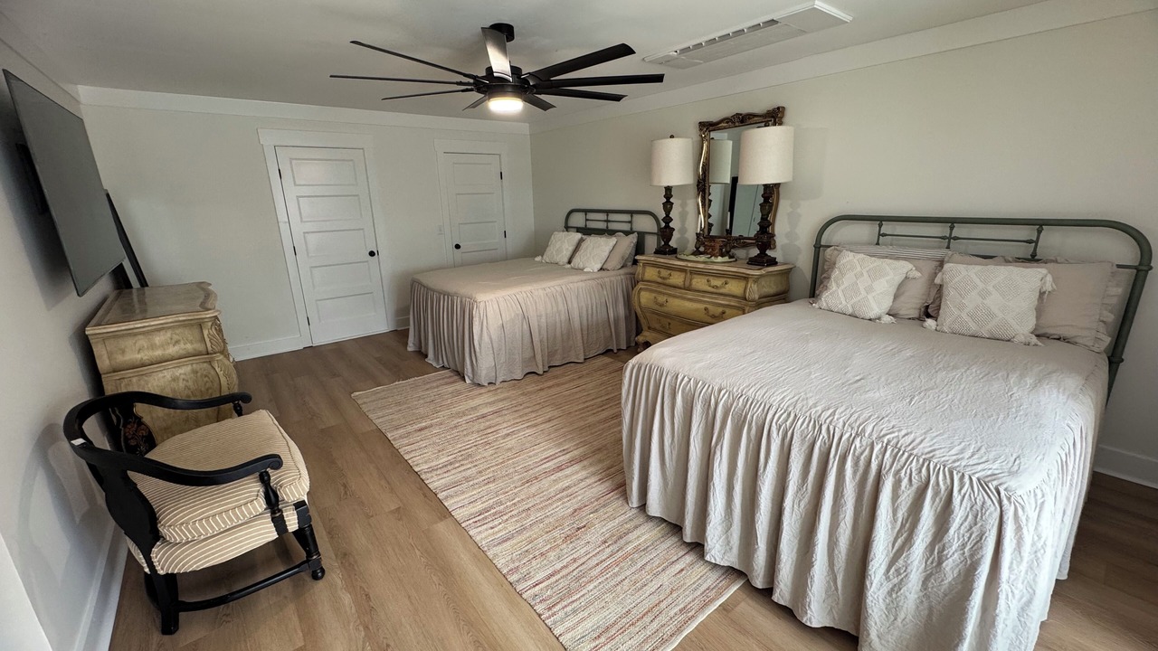 Photo of Bedroom in Hahira