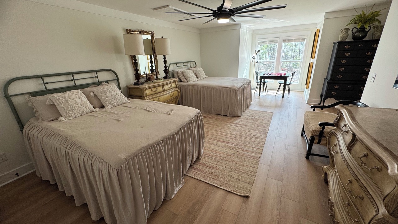 Photo of Bedroom in Hahira