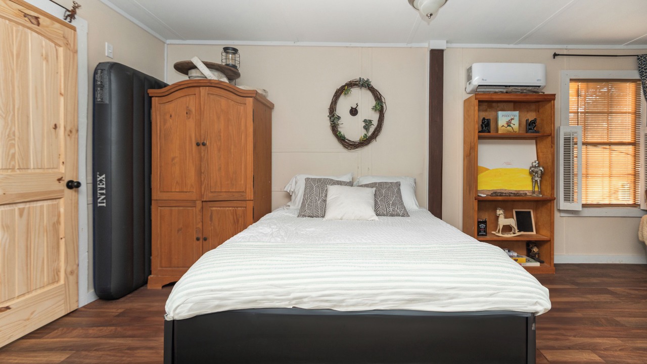 Photo of Bedroom in Marianna