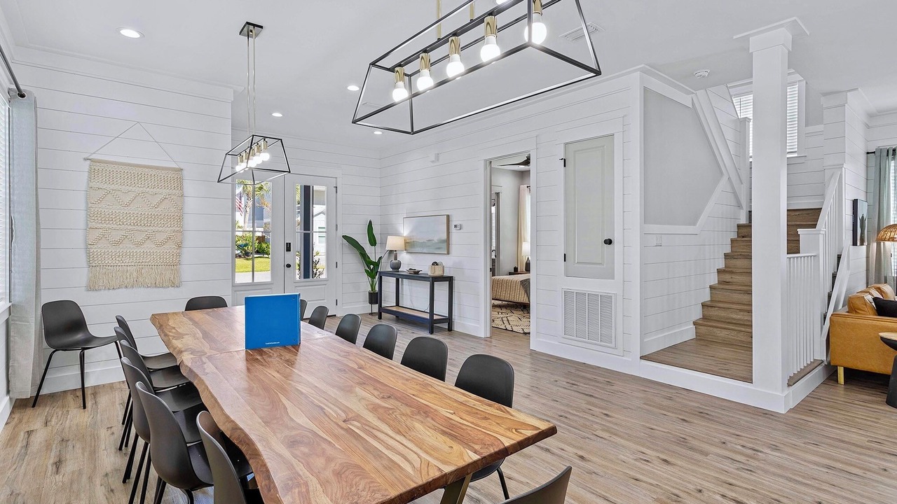 Photo of Bedroom in Miramar Beach