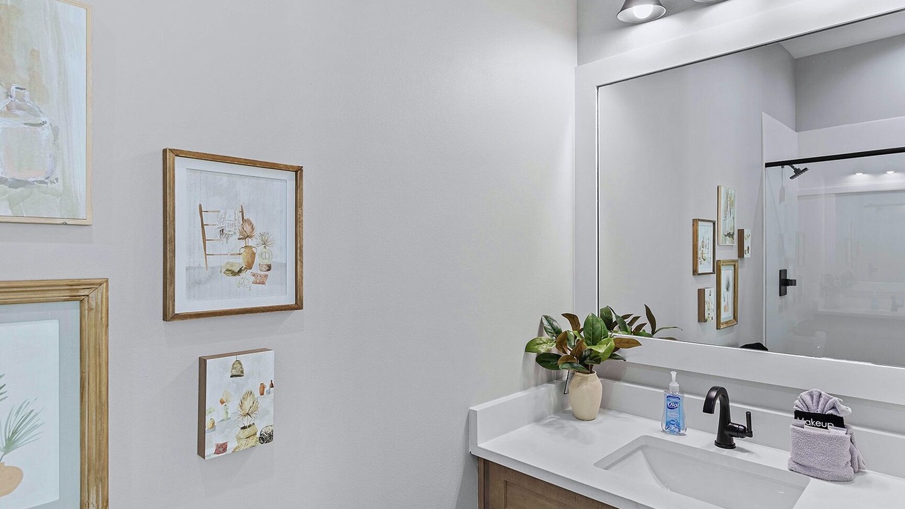 Photo of Bathroom in Miramar Beach