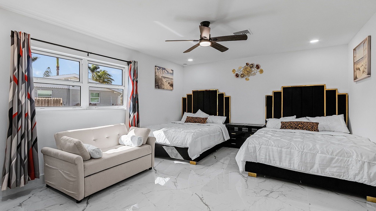 Photo of Bedroom in Iona