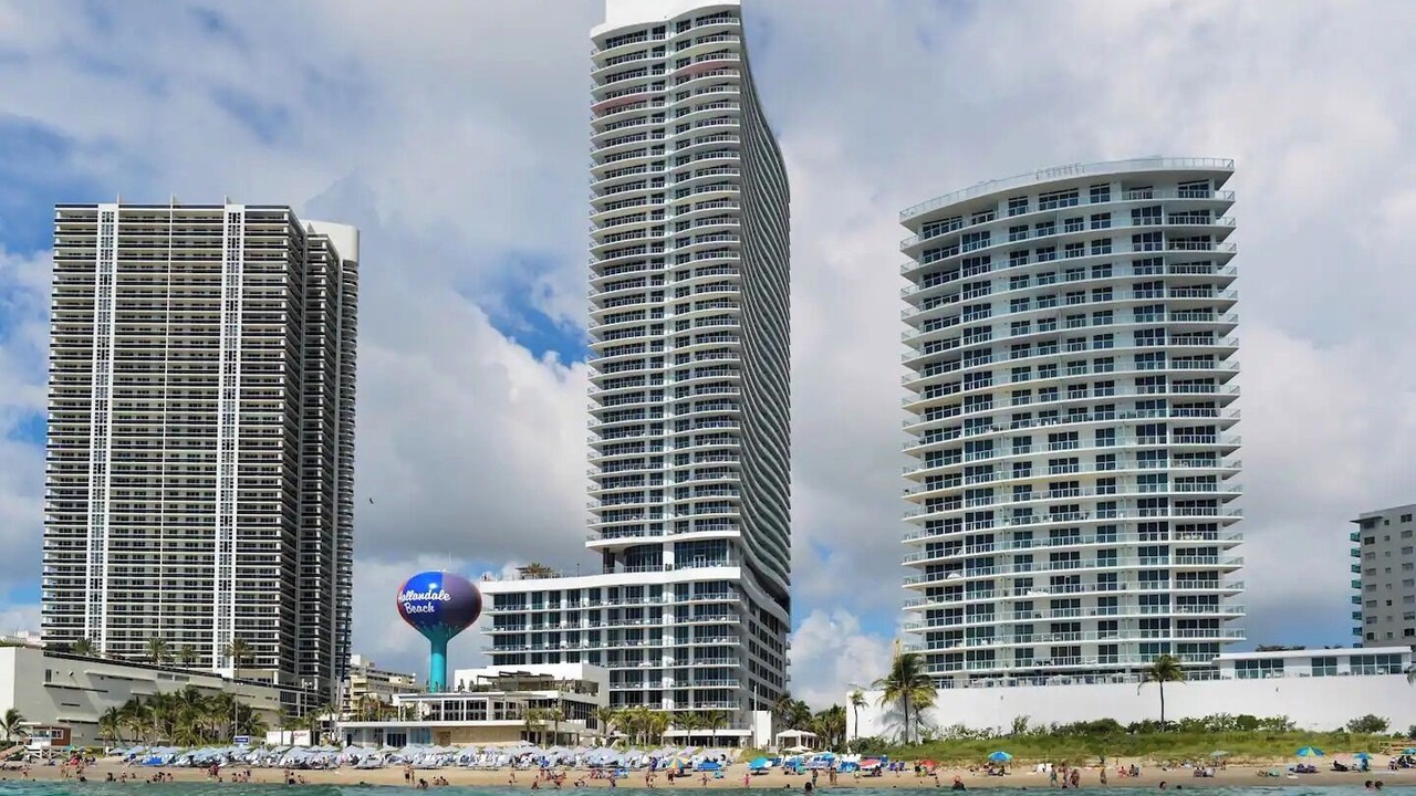 Photo of Outdoor in Hollywood South Central Beach