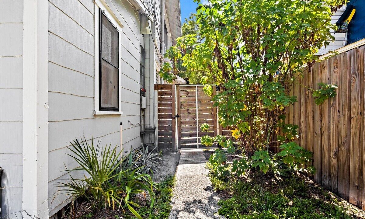 Photo of Outdoor in Historic Uptown