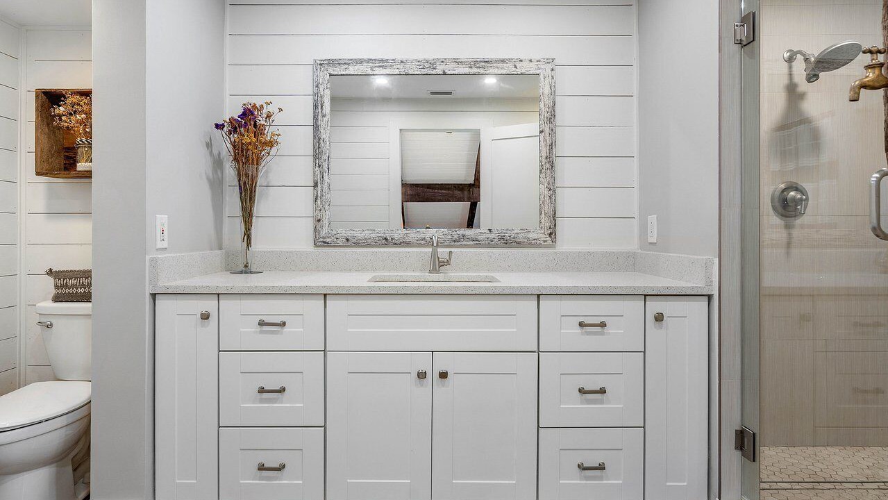 Photo of Bathroom in Xanadu