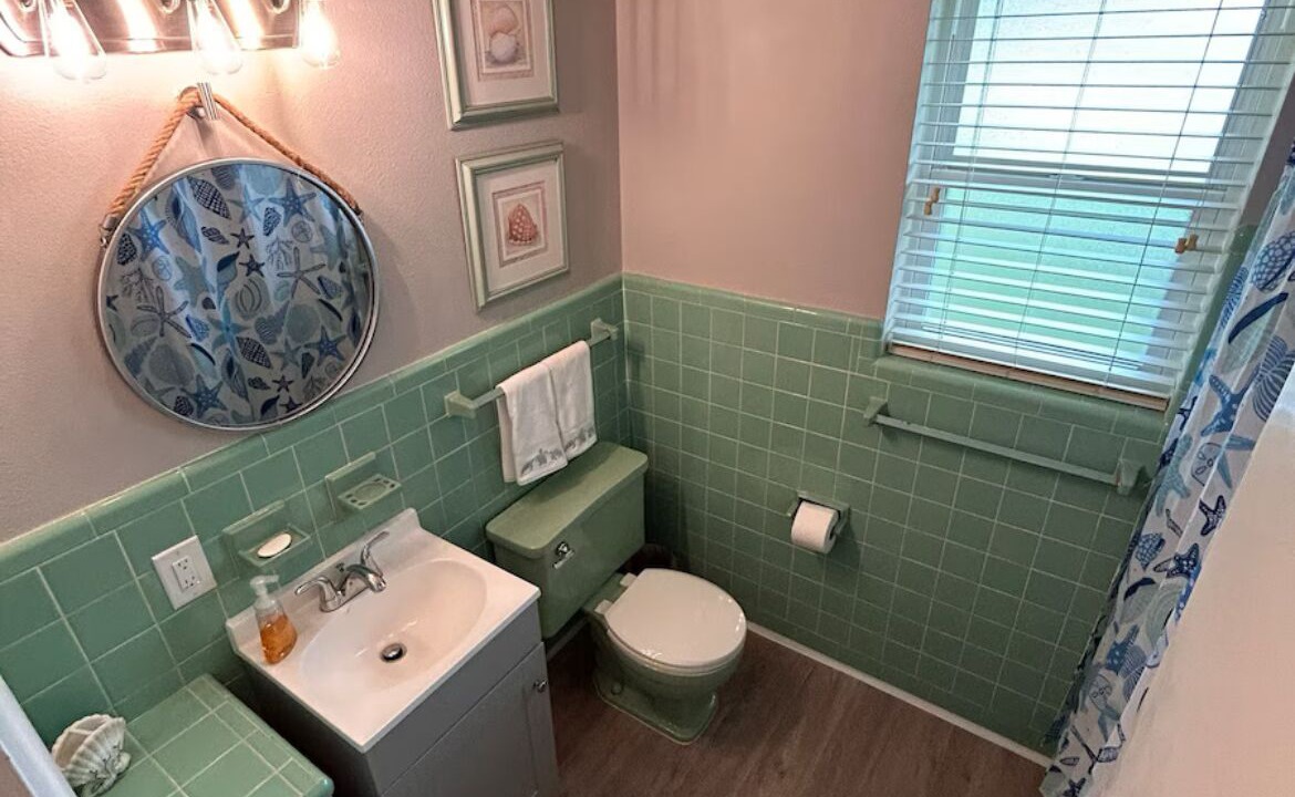 Photo of Bathroom in South Daytona