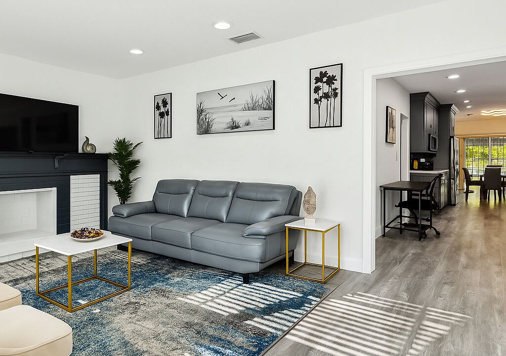 Photo of Livingroom in Tampa Heights