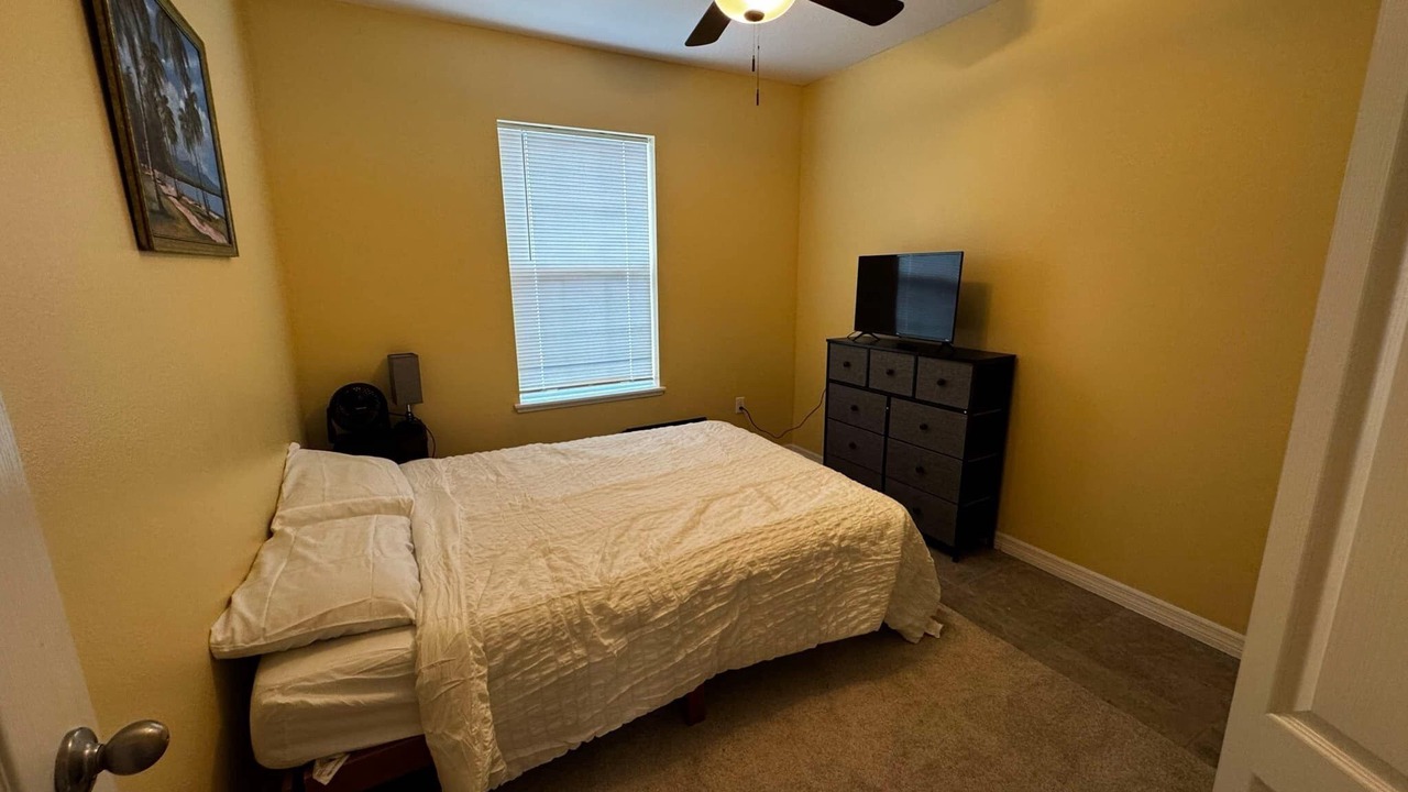Photo of Bedroom in DeLand