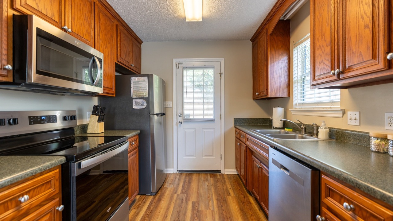 Photo of Kitchen in Valdosta