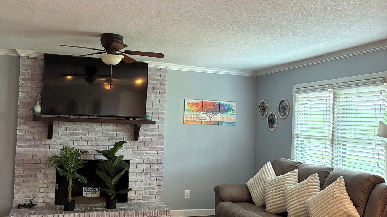 Photo of Livingroom in Lyons
