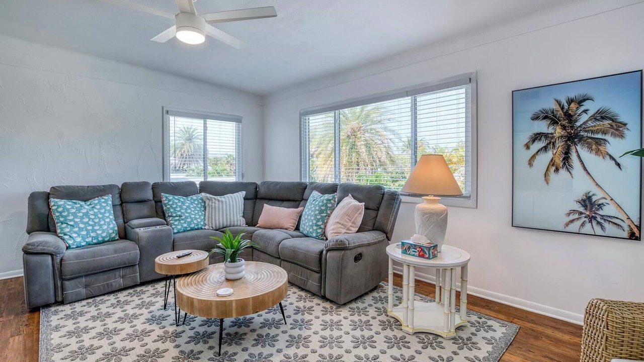 Photo of Livingroom in Ilexhurst