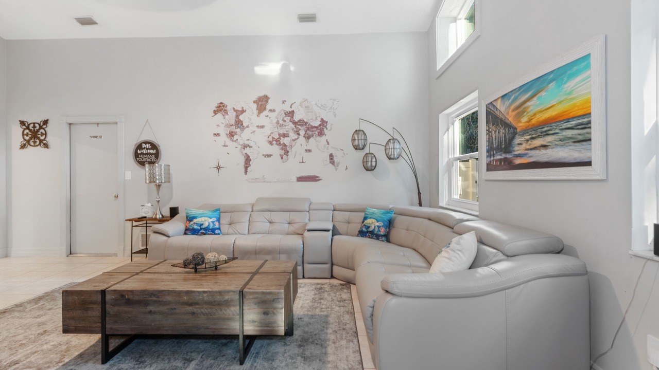 Photo of Livingroom in Palm Harbor
