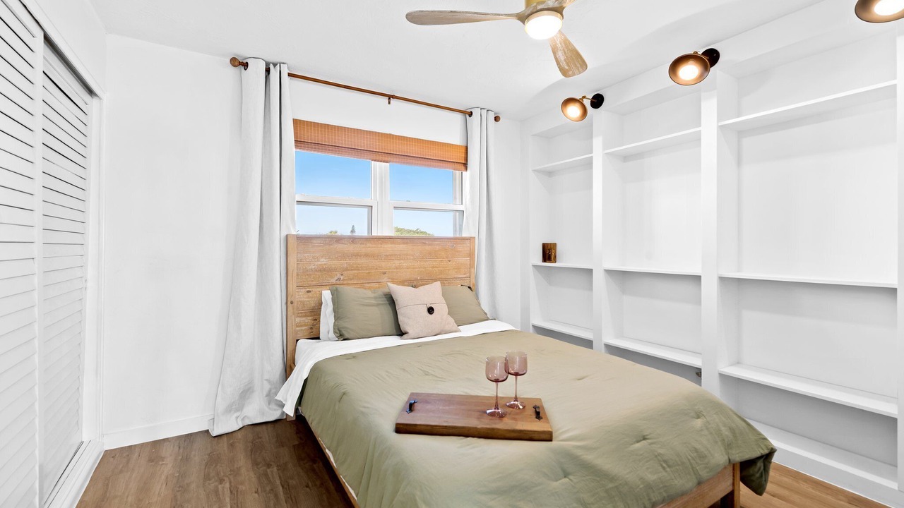 Photo of Bedroom in Deerfield Beach
