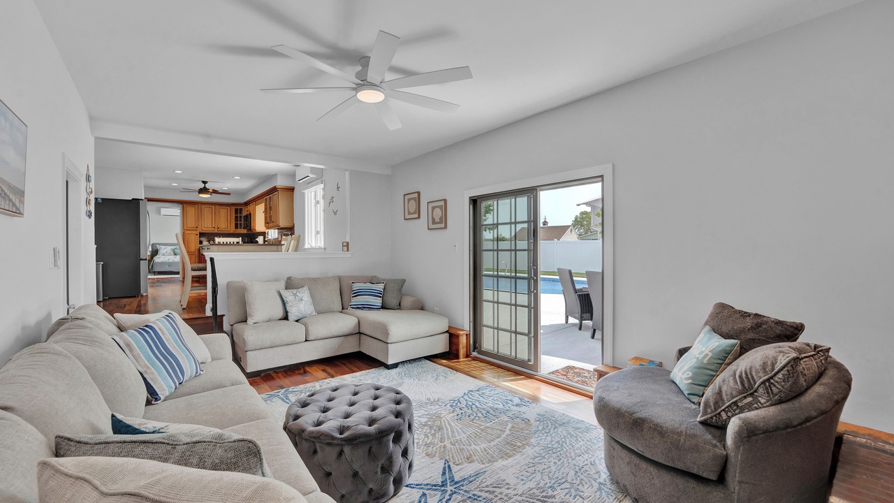 Photo of Livingroom in Brigantine