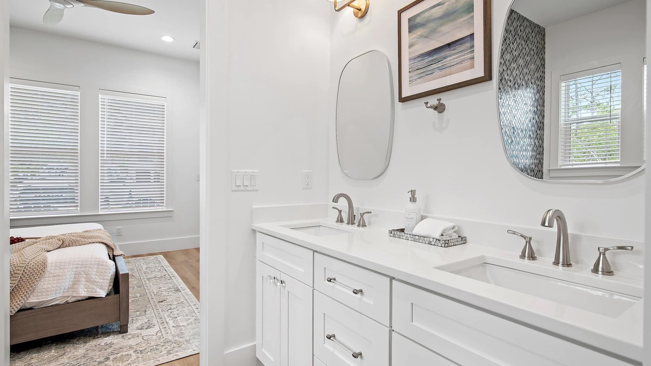 Photo of Bathroom in Treetop