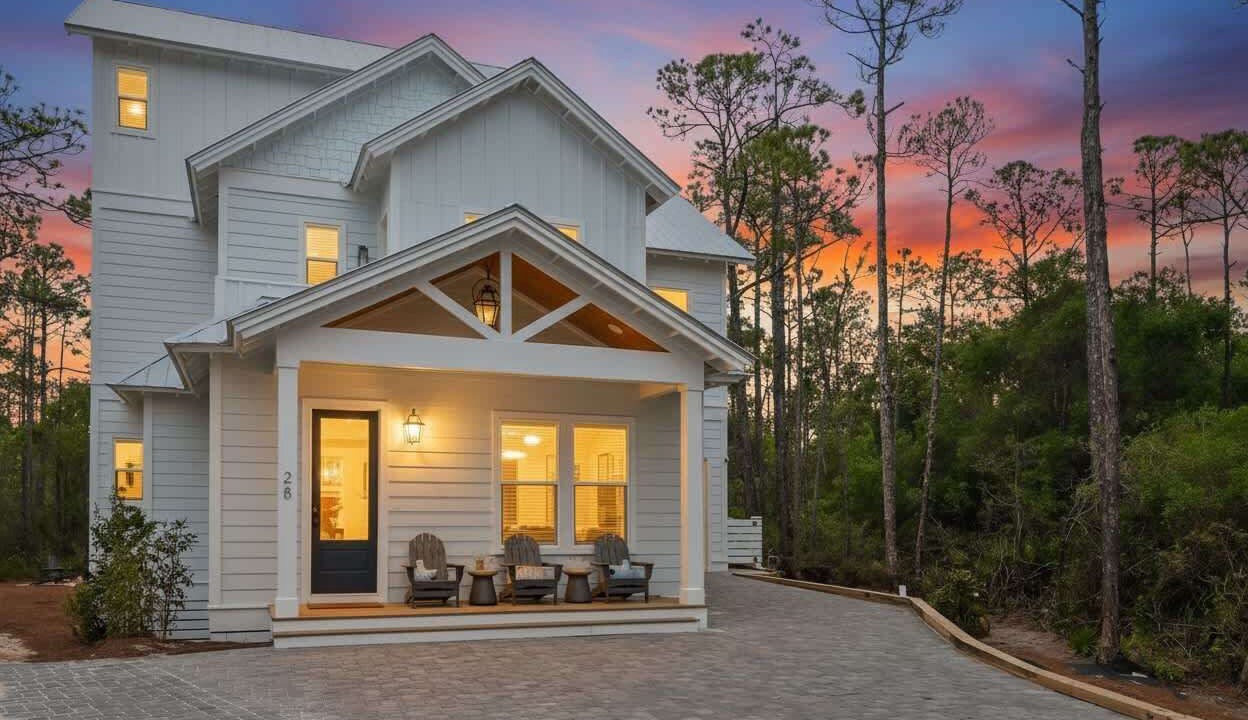 Photo of Outdoor in Treetop