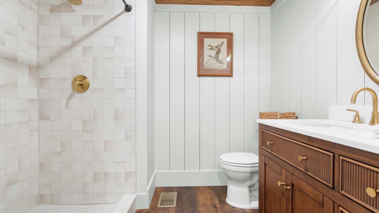 Photo of Bathroom in Tattnall County