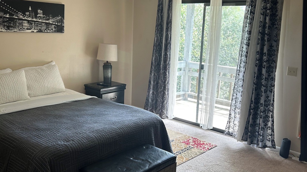 Photo of Bedroom in Daleville