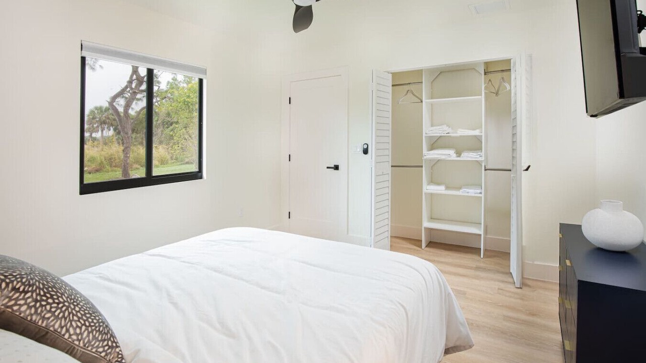 Photo of Bedroom in East Naples