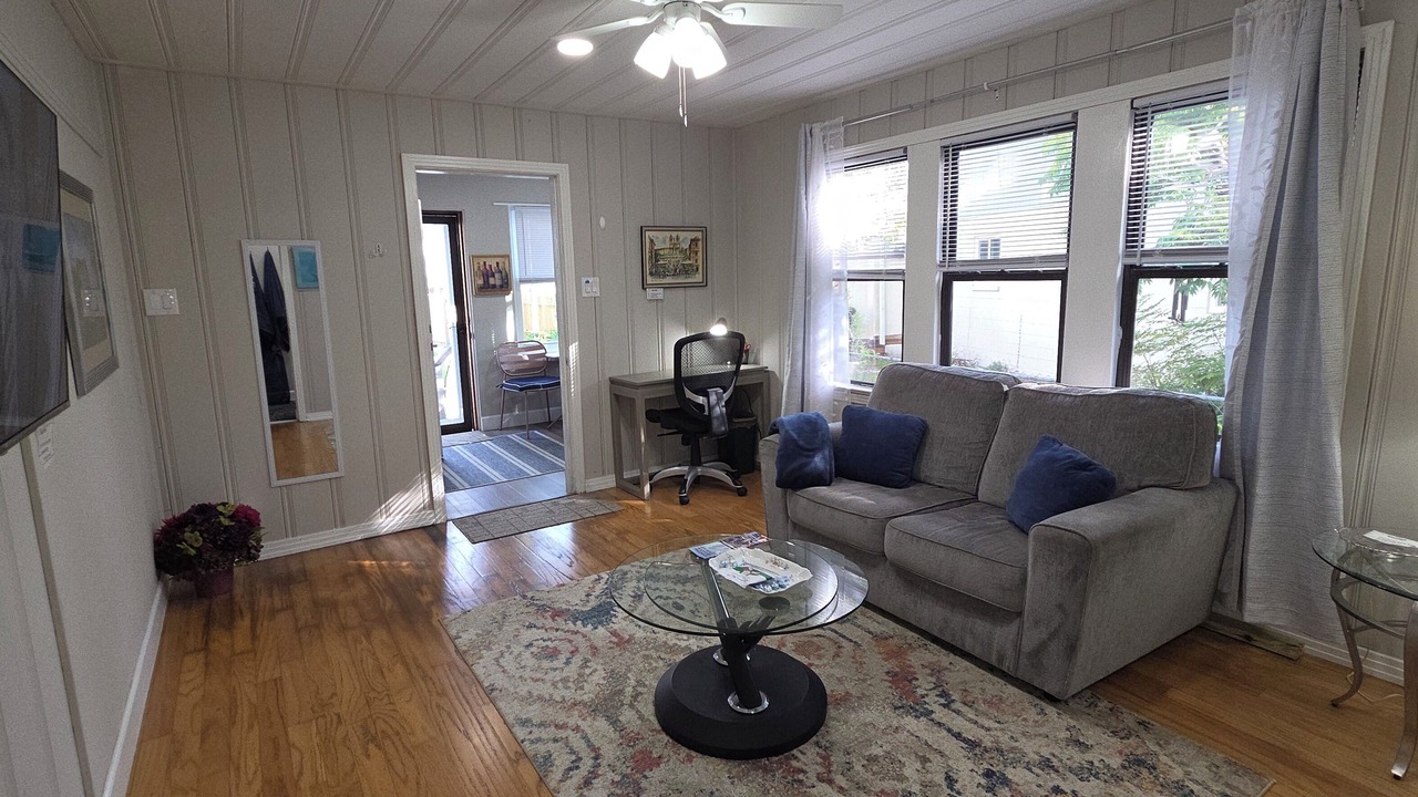 Photo of Livingroom in Lake Magdalene