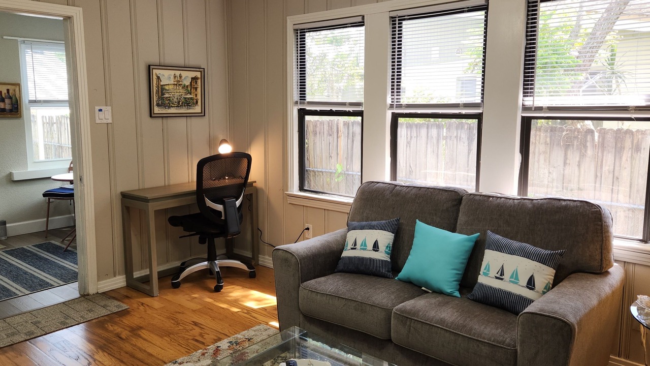 Photo of Livingroom in Lake Magdalene