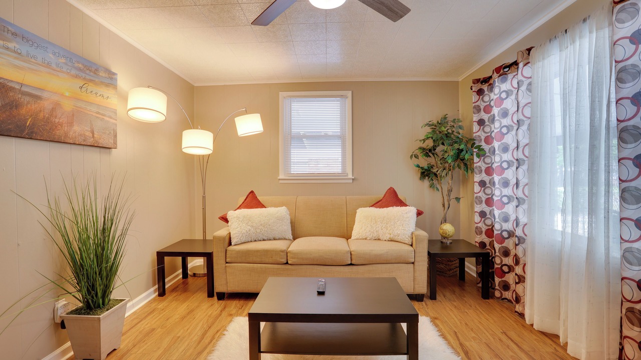 Photo of Livingroom in Hinesville