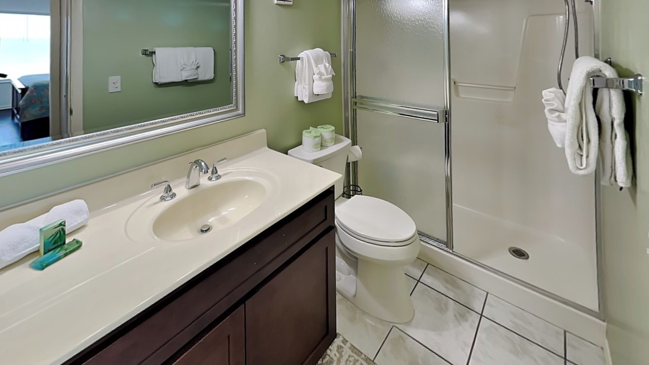 Photo of Bathroom in Mid Island