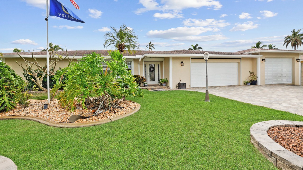 Photo of Outdoor in Caloosahatchee