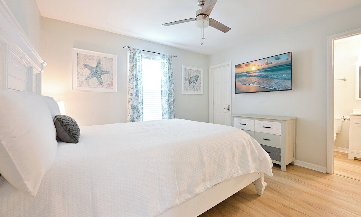 Photo of Bedroom in Seagrove Beach