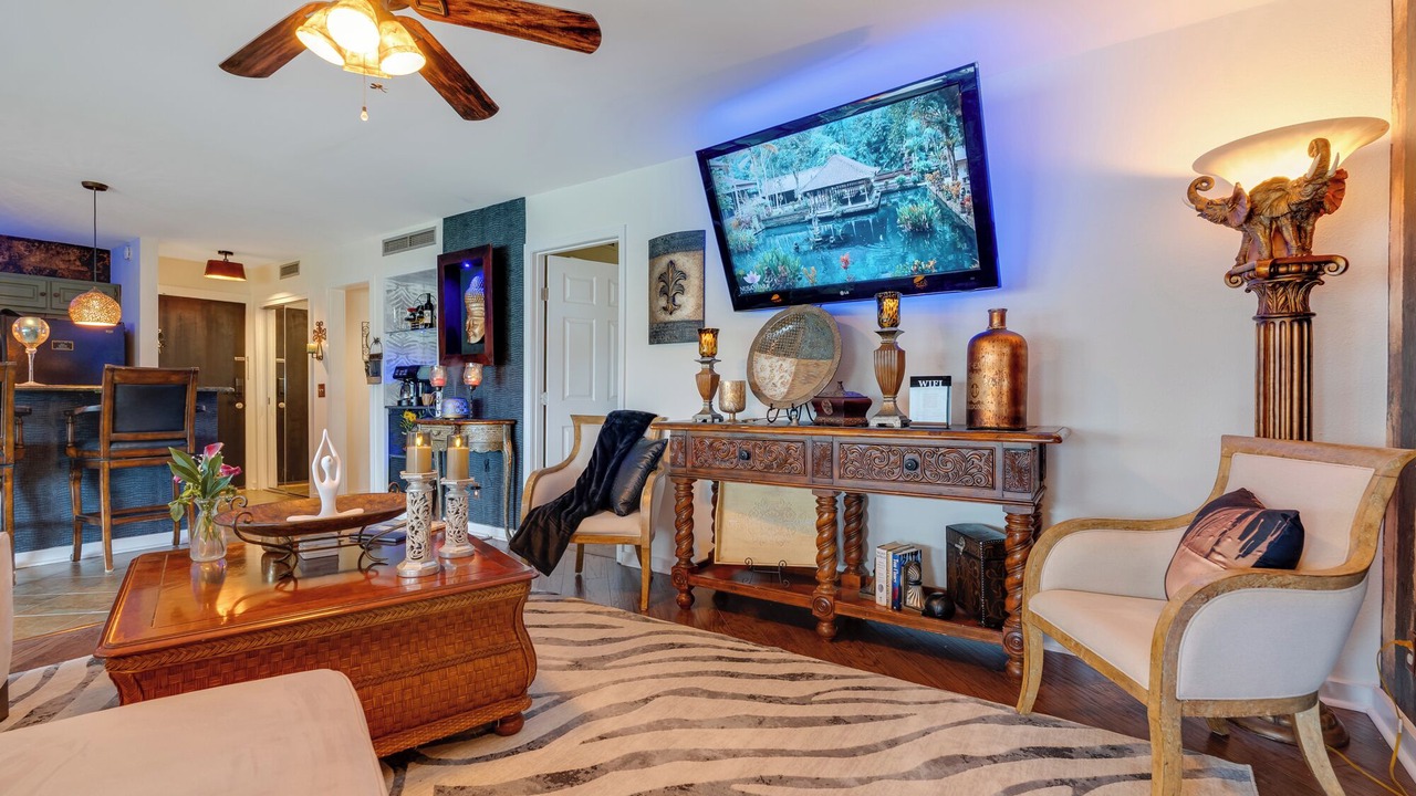 Photo of Livingroom in Upper Grand Lagoon