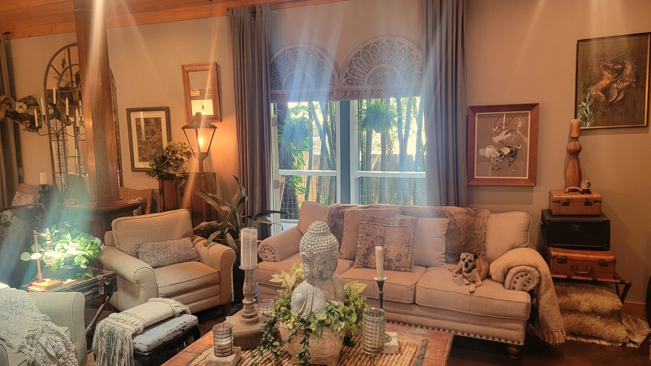 Photo of Livingroom in Ozona