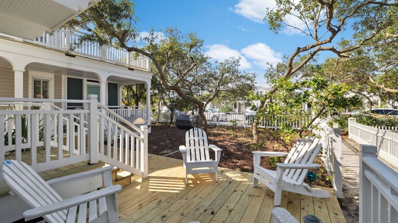 Photo of Patio Balcony in Seaside