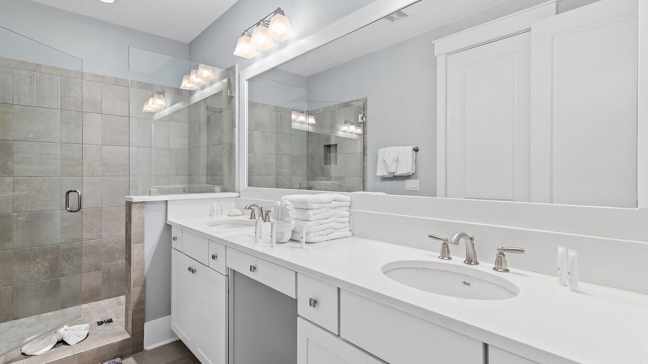 Photo of Bathroom in Santa Rosa Beach