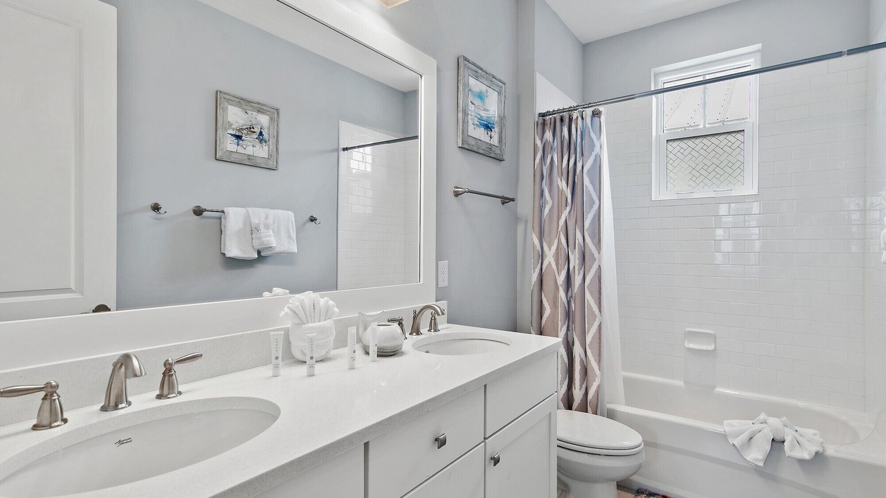 Photo of Bathroom in Santa Rosa Beach