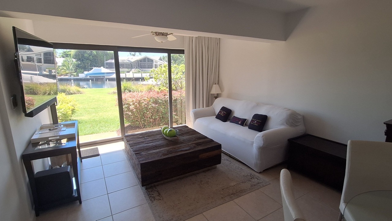 Photo of Livingroom in Key Largo