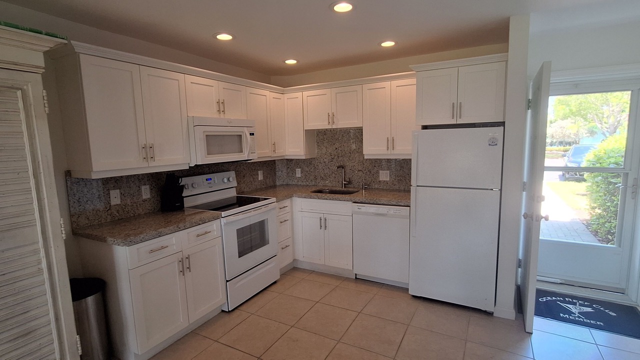 Photo of Kitchen in Key Largo
