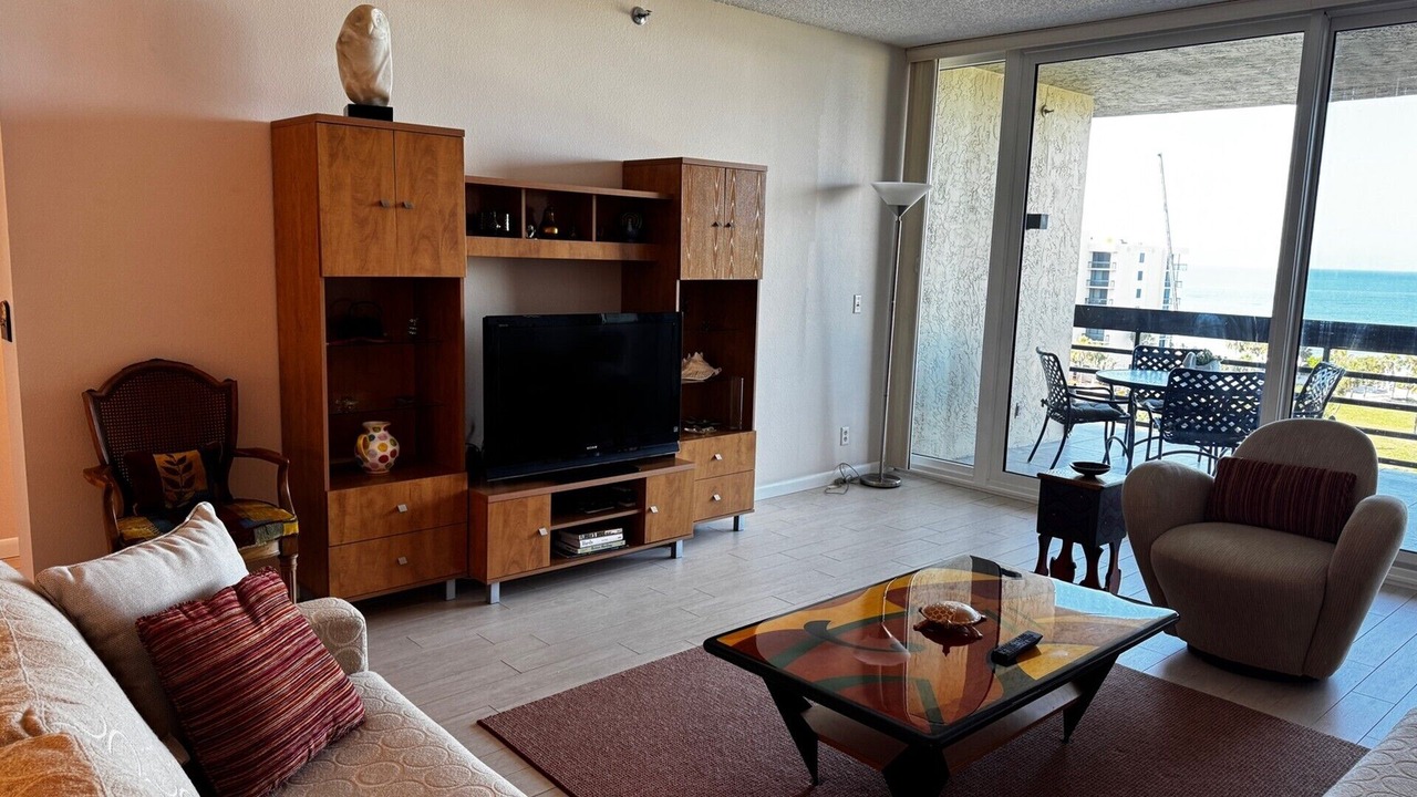 Photo of Livingroom in Longboat Key