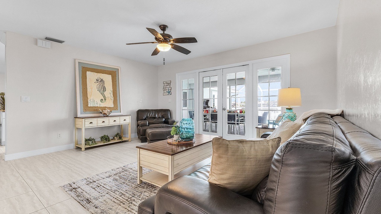 Photo of Livingroom in Eight Lakes
