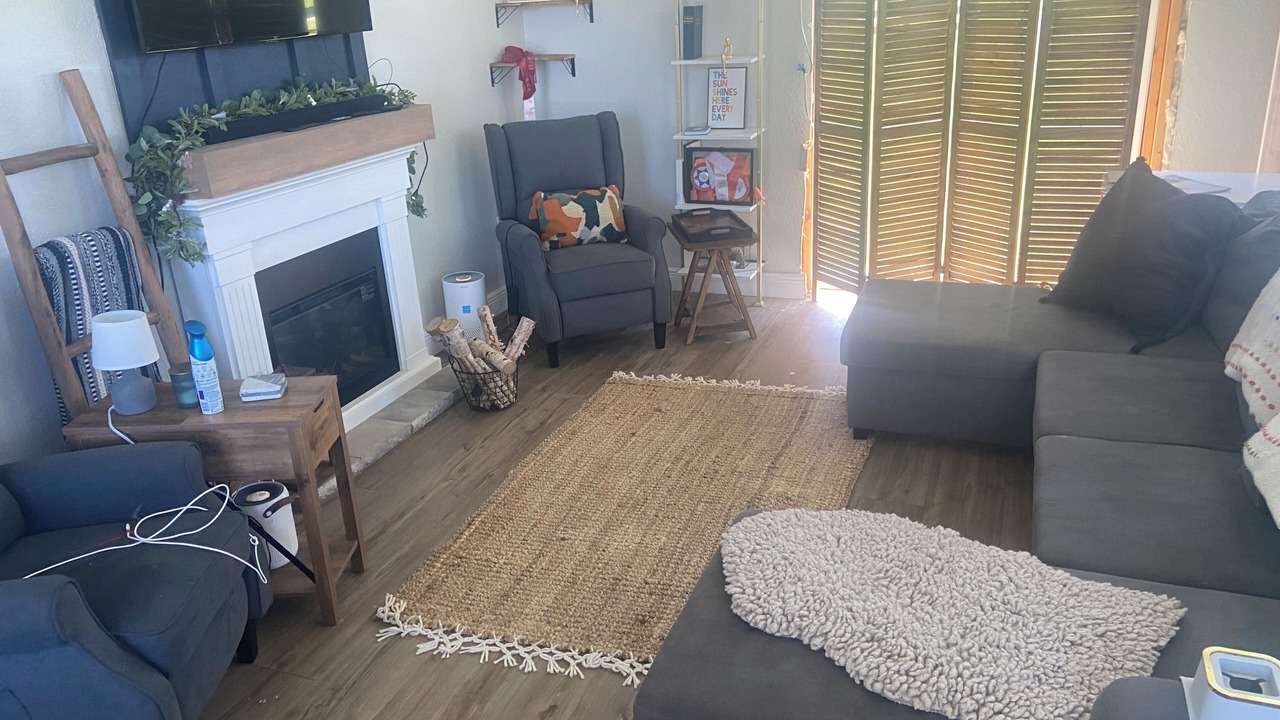 Photo of Livingroom in Reddick
