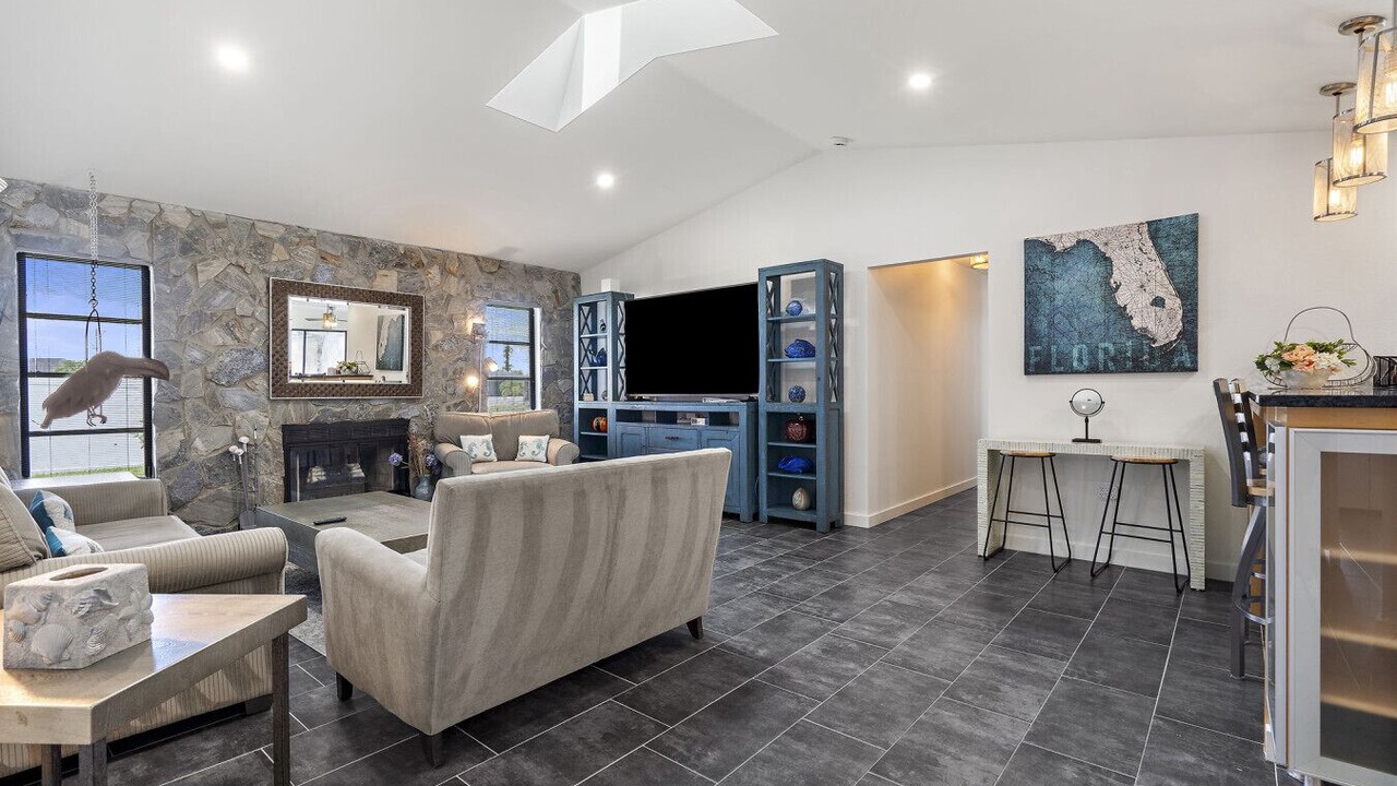 Photo of Bedroom in Gulf Cove