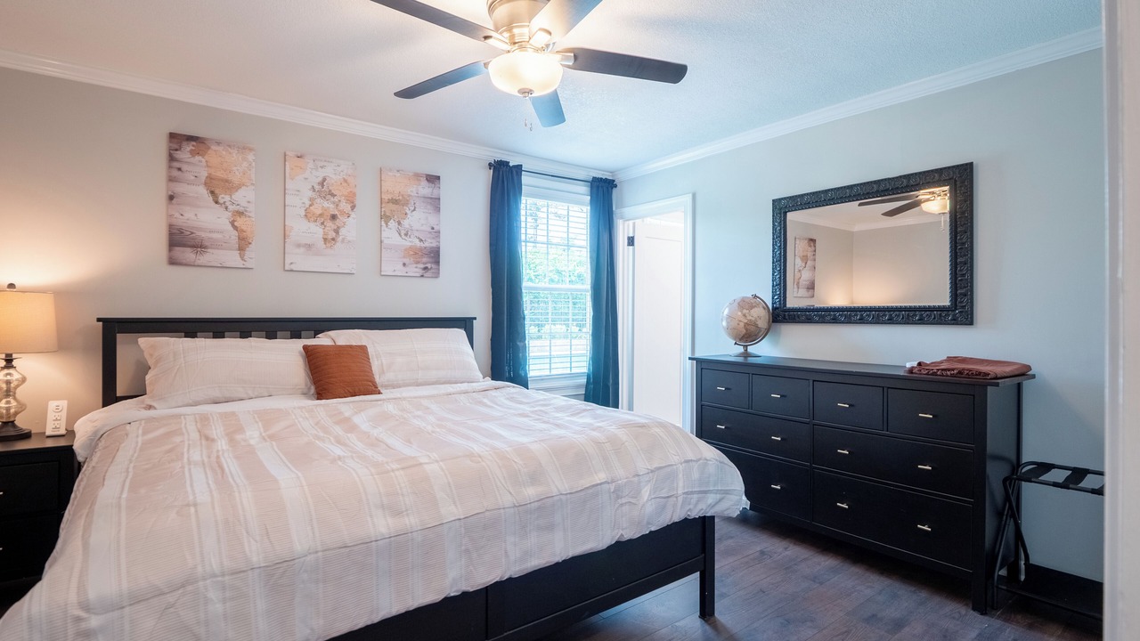 Photo of Bedroom in Valdosta