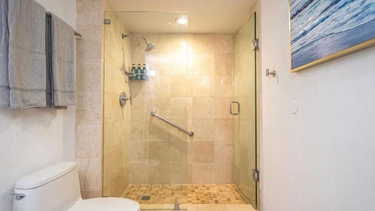 Photo of Bathroom in East Fort Lauderdale