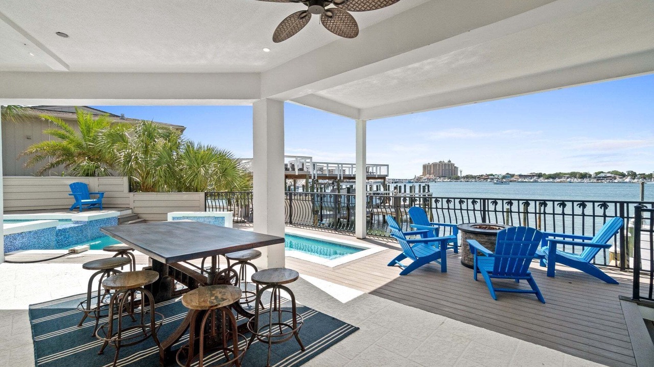 Photo of Outdoor in Holiday Isle
