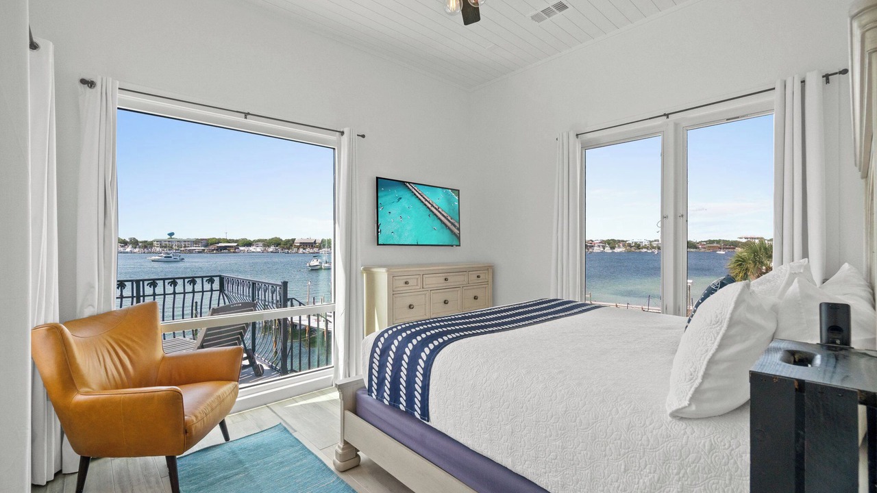 Photo of Bathroom in Holiday Isle