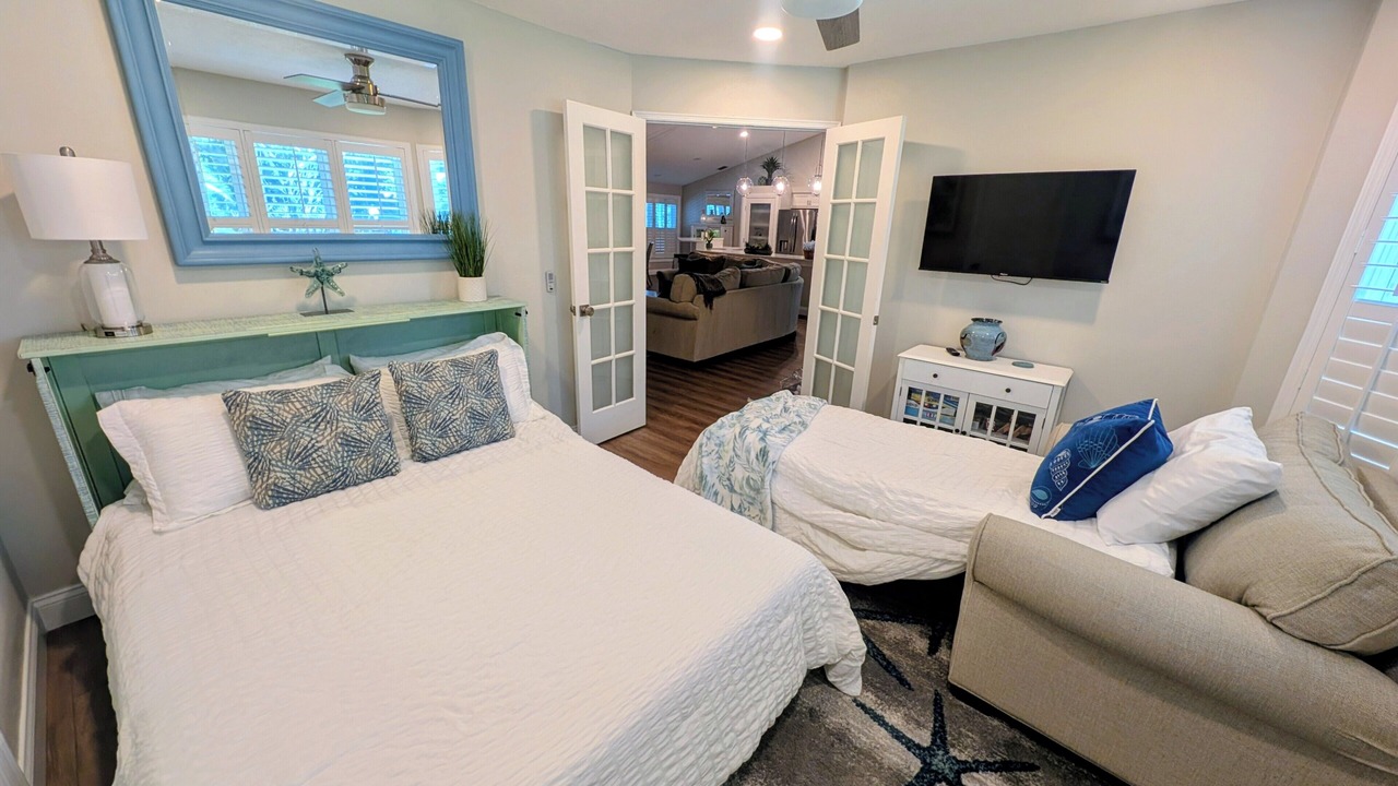 Photo of Bedroom in Wabasso Beach