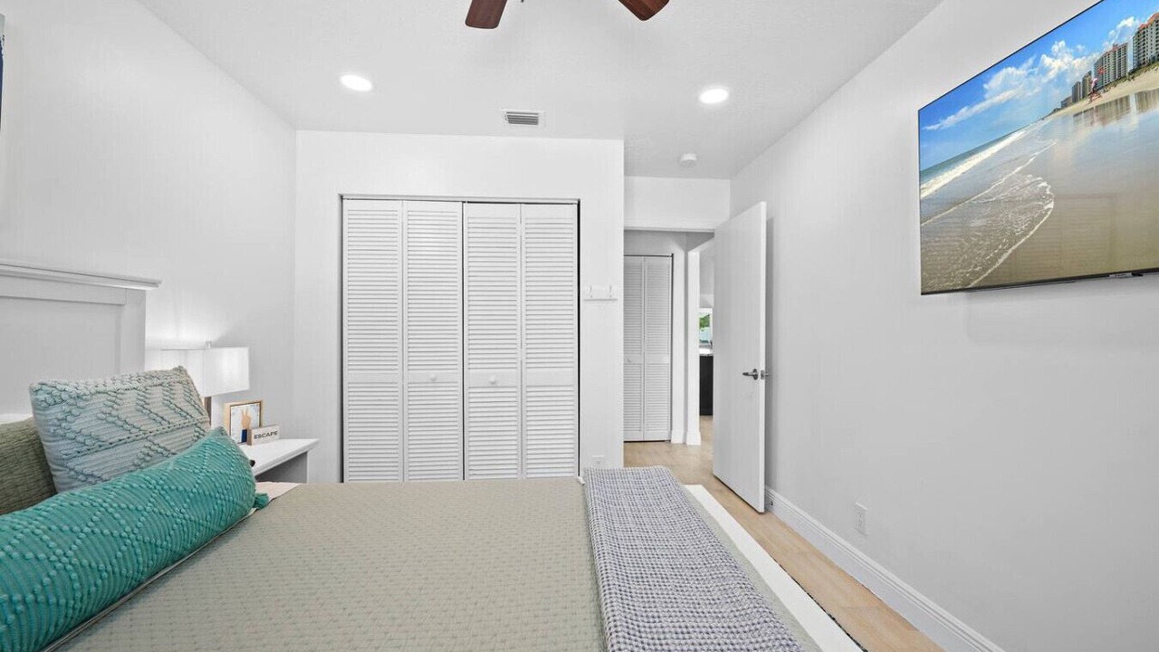 Photo of Bedroom in North Palm Beach Heights