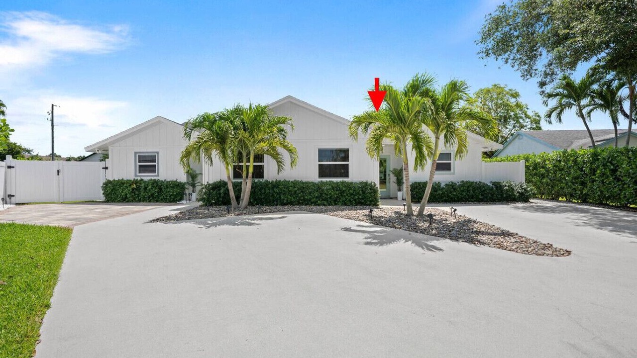 Photo of Outdoor in North Palm Beach Heights