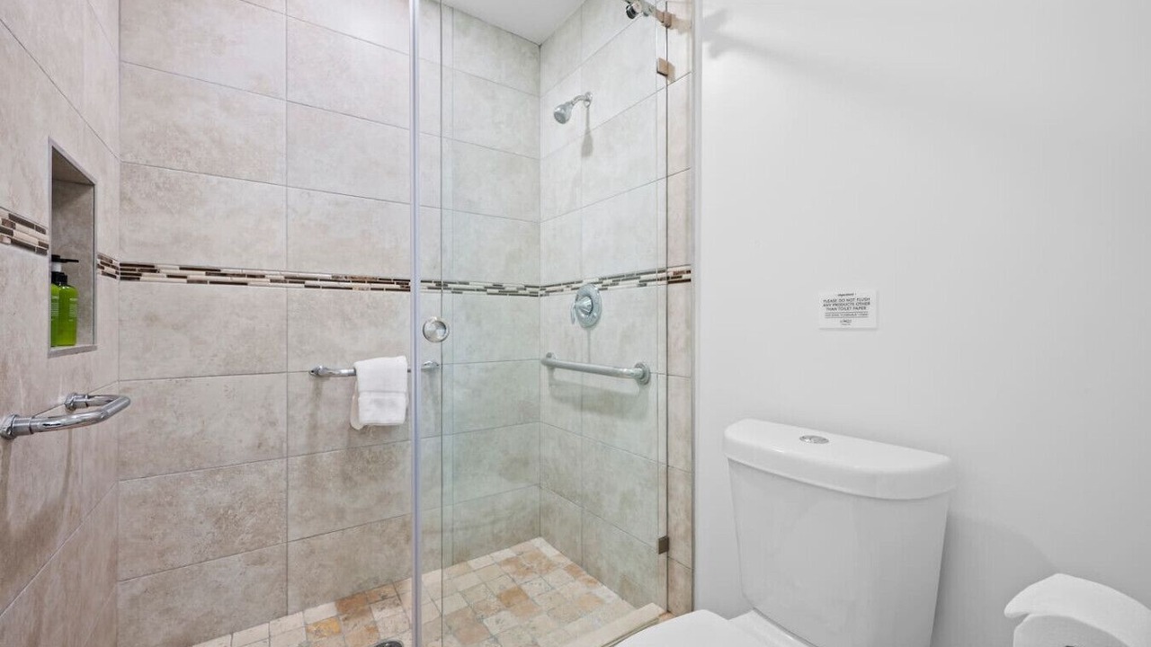 Photo of Bathroom in North Palm Beach Heights